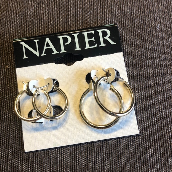 NWT Napier Goldtone Hoops - Picture 1 of 2
